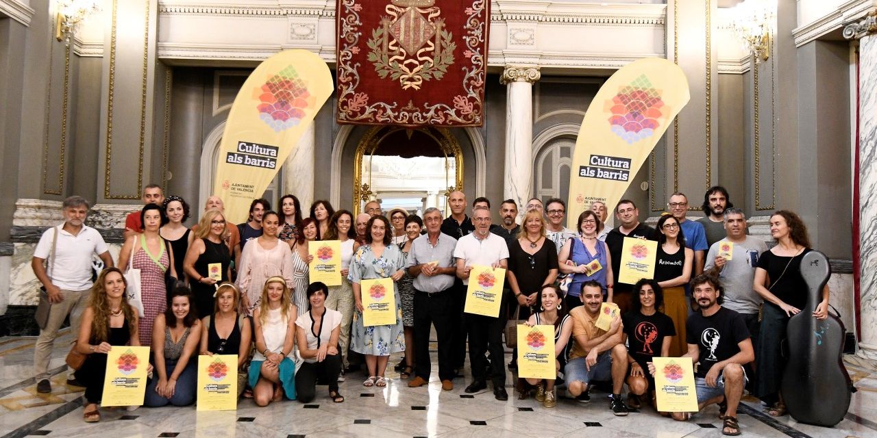  Cultura als Barris acerca 196 actividades culturales a las calles y plazas de toda la ciudad de  Valencia